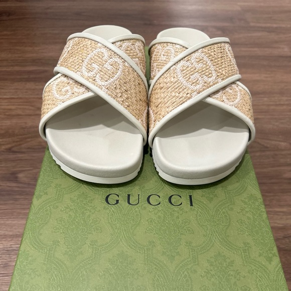 Gucci Crossover-Strap Faux-Raffia And Leather Sandals 36 - Picture 9 of 9